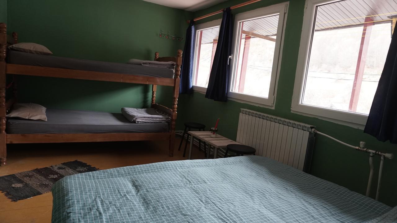 Vertical Hostel Mavrovo Buitenkant foto